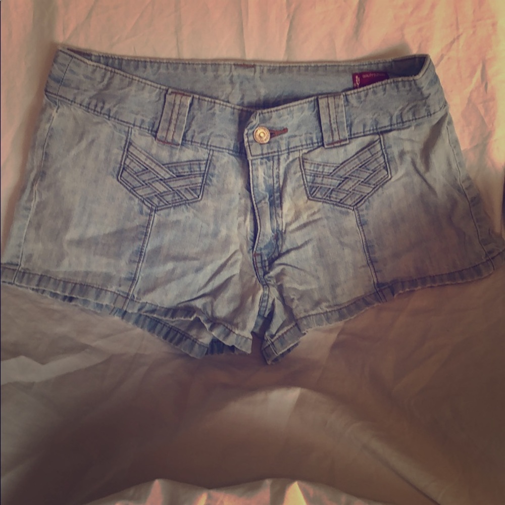 Levi’s shorts